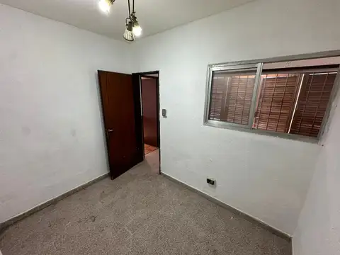 Depto Tipo Casa 4 ambientes con 1 baño