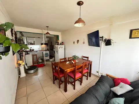 VENTA DEPTO 1 DORMITORIO CENTRO CARLOS PAZ COCHERA