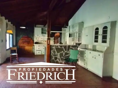 CASA QUINTA DE 1500 M2