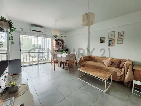 Avenida General San Martin 5100, Piso 2