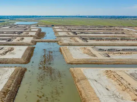 Terrenos Aguadas lakes