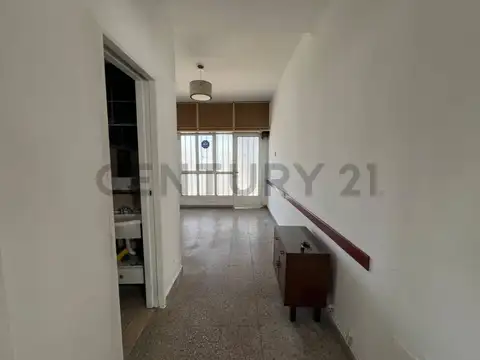 57 esq 21 1200, Piso 0