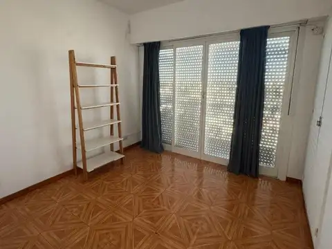 Departamento en Alquiler en Ramos Mejia, $ 800.000