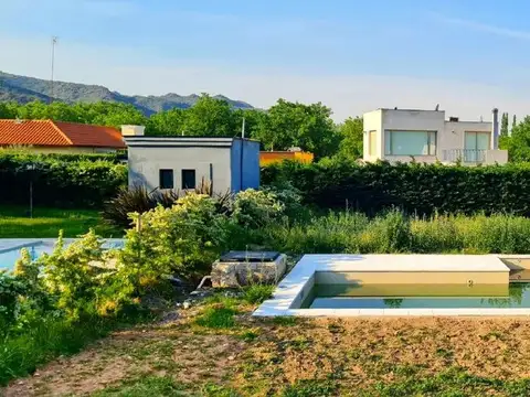 VENTA CASA A ESTRENAR SOLARES DEL VALLE SAN RAFAEL