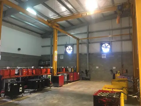 CENTRO DE DISTRIBUCION 16.000 M2  - 2 NAVES AAA Carlos Spegazzini