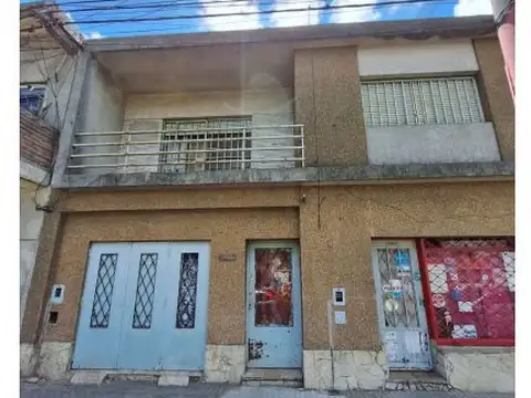 Bv Segui 2050 Amplia Casa con Local