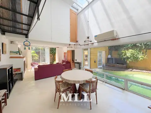 Casa en Alquiler Temporal con 1 cochera