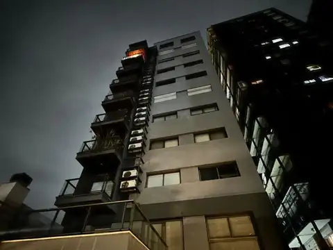 PISO CON AMBIENTES AMPLIOS Y EXCELENTE UBICACION