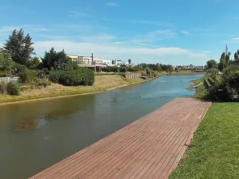 Calle El Deslinde 1600