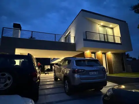 Av. Jorge Newbery 4750