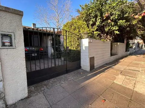 Casa  en Venta ubicado en Ciudad Jardin, Tres de Febrero, G.B.A. Zona Oeste