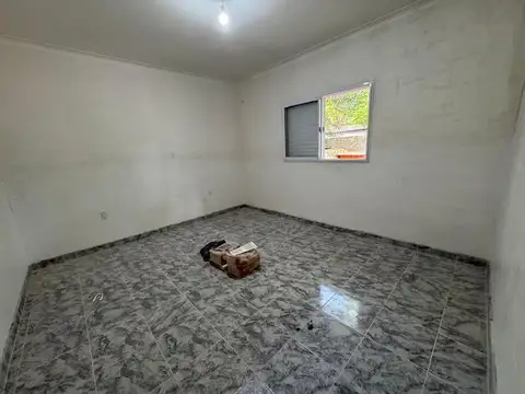 VENTA DE CASA QUINTA SOBRE LAGUNA LOS NARANJOS