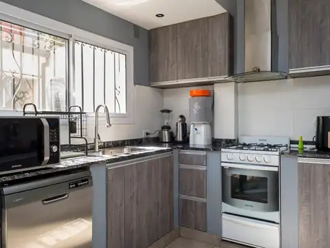 CASA 4 DORMITORIOS VENTA TRES CERRITOS SALTA