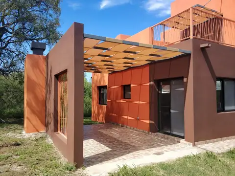 Hermosa Casa Las Magdalenas 500