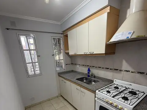 Depto Tipo Casa en Alquiler en Barrio San Pedro, $ 950.000