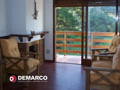 Av. Del Libertador Sur 500, Piso 1