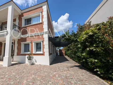 Casa en Venta de 5 dormitorios