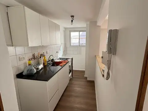 Oficina 2 ambientes con 1 baño