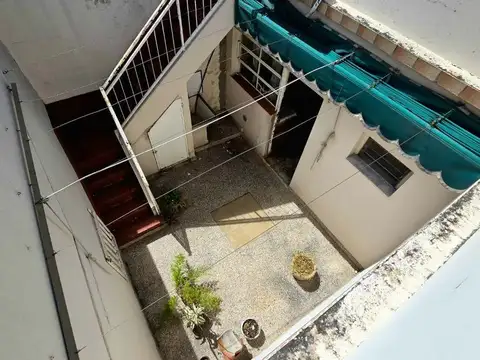 Depto Tipo Casa en Venta 46 años