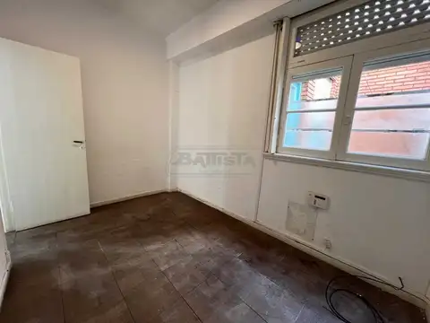 AV. RIVADAVIA 16200, Piso 1