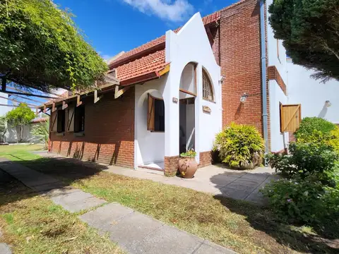 Casa en Venta en La Lucila del Mar, USD 125.000