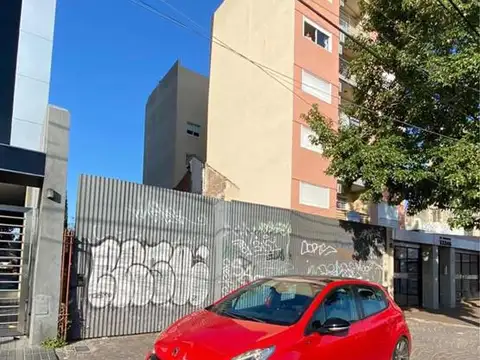 Avenida Rivadavia e/ Sucre y Colon