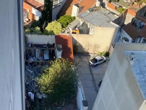 Avenida Rivadavia e/ Sucre y Colon