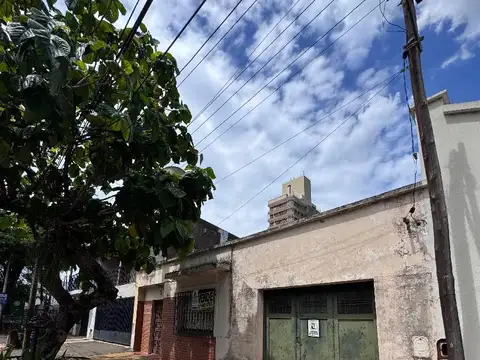 Av. Roque Saenz Peña y Salta