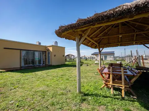 Calle Paso de Los Libres 100