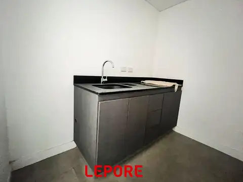 Oficina en Alquiler Temporal en San Nicolás, USD 1.200