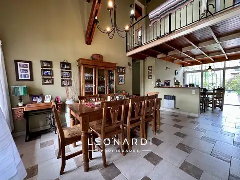 Casa en Venta de 6 dormitorios