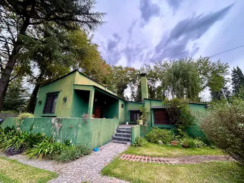 CASA QUINTA EN VENTA EN MORENO