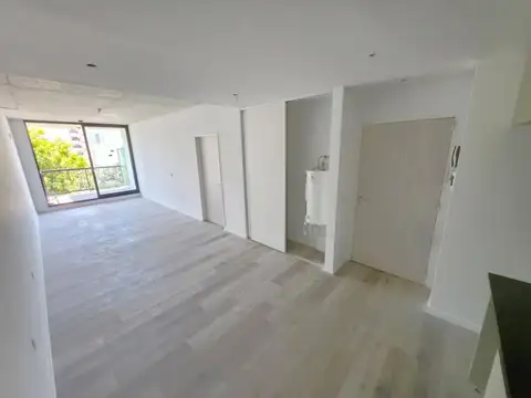 MONOAMBIENTE A ESTRENAR C/BALCON AL FRENTE