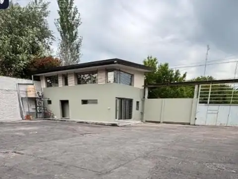 Galpon en Venta en La Plata, USD 800.000