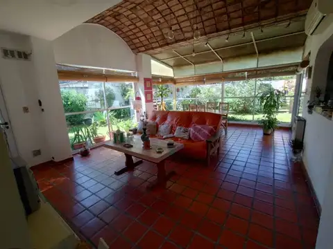 Bartolomé Mitre 2600