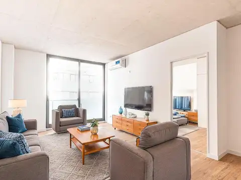 Av. Regimiento Patricios 200 , Piso 7