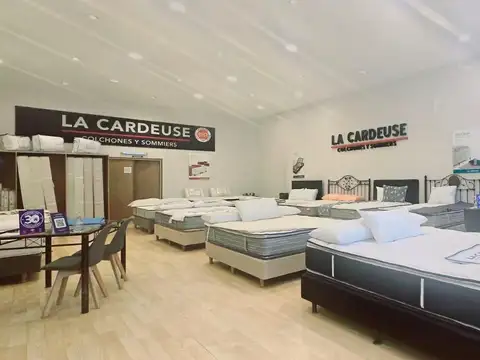 Av. Independencia  2169