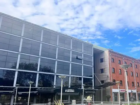 Avenida Alicia Moreau De Justo 1900, Piso 2