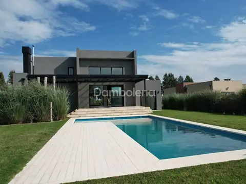 Casa en Venta en Canning, USD 390.000