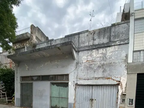 José León Cabezón 3400