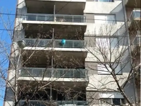 Muy Lindo departamento en Necochea y Cochabamba.