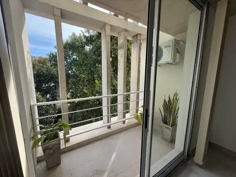 Departamento de 2 amb en el centro de Escobar