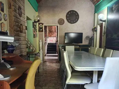 ZONA COMERCIAL, 3 Locales c/ Renta,