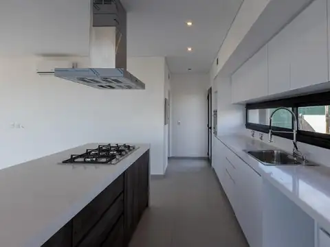 Casa en Venta 1 año