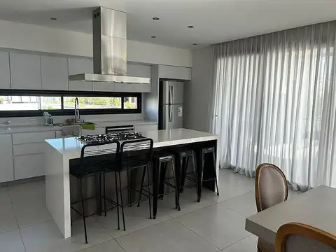 Casa en Venta en Canning, USD 500.000