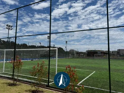 Lote en venta al lago central en Los puentes, Nordelta.