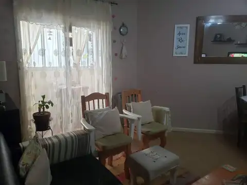 Cnel. Charlone 600, Piso 7