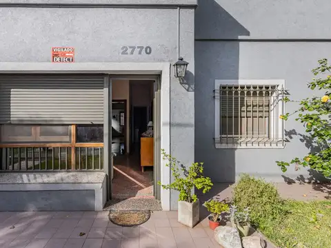 Casas en venta en Los Hornos 2 dormitorios