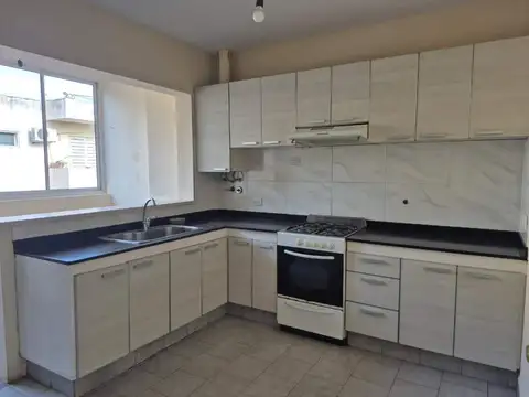 Departamento 4 ambientes con 1 baño