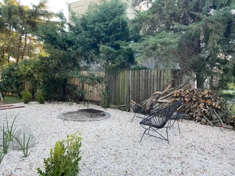 Casa en Alquiler Temporal con 2 cocheras